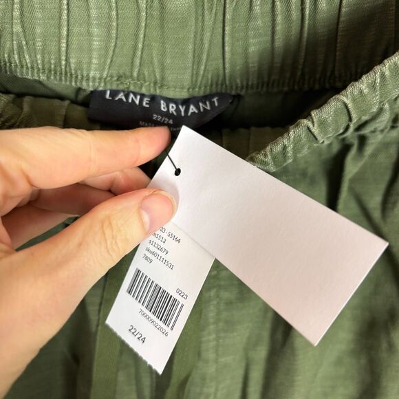 NWT Lane Bryant Green Soft Slub Capri Women's 22/24 Mid-Rise Plus Size - Picture 7 of 7